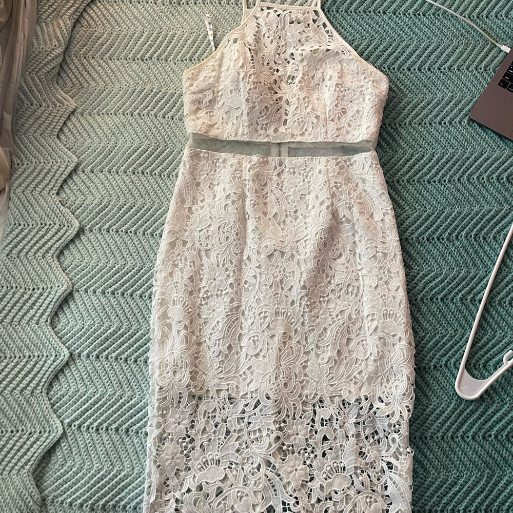Elegant White Lace Dress